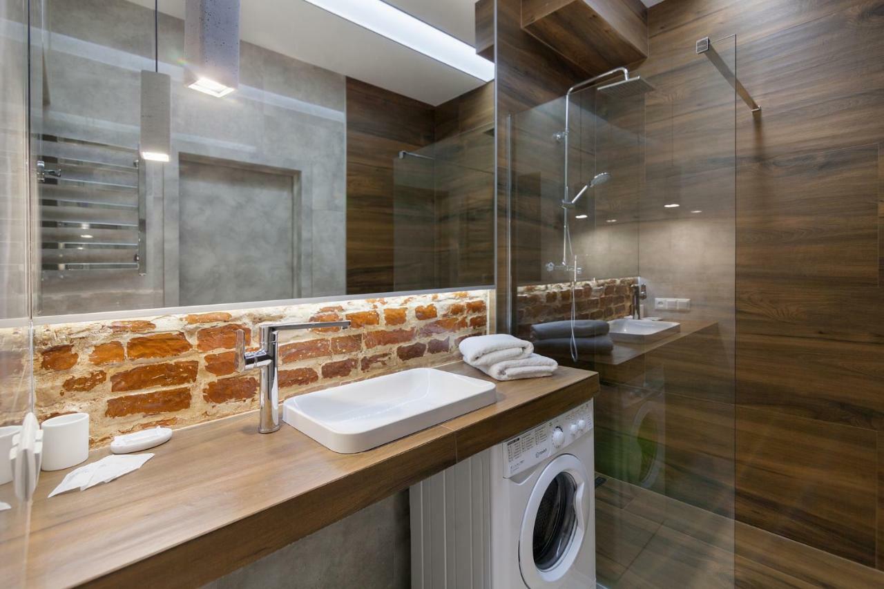 Leogrand Loft Apartments On Lychakivska 4 إلفيف المظهر الخارجي الصورة